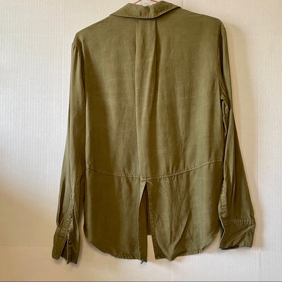 Cloth & Stone Button Down - Olive Green - Small - Picture 3 of 5